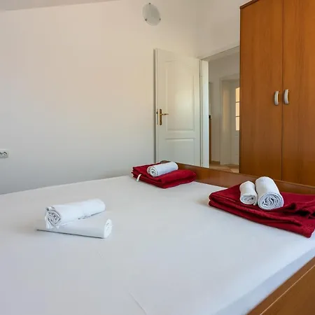 Apartment Brana Dramalj