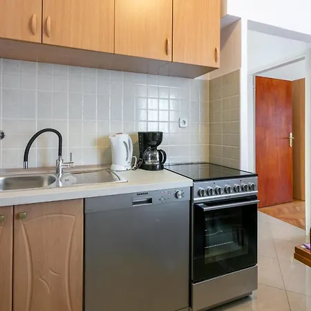 Apartment Brana Dramalj