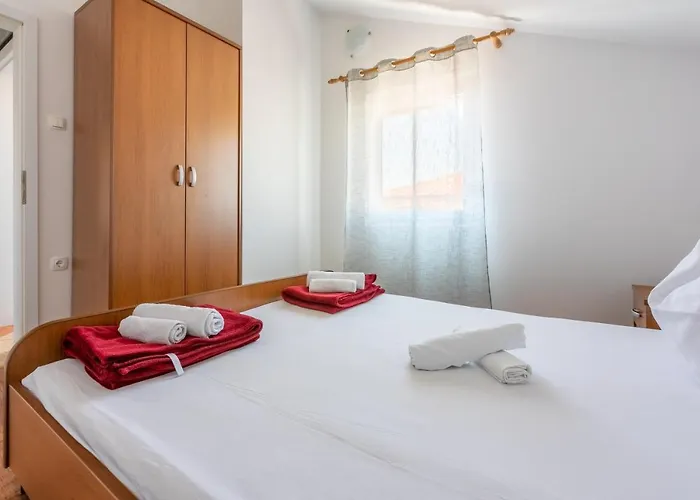 Apartment Brana *